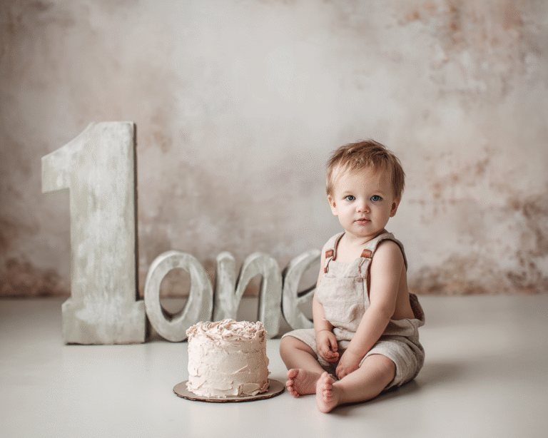 First birthday cake smash session in Windsor Ontario – baby boy neutral studio setup