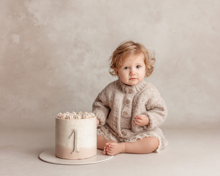 First birthday cake smash session in Windsor Ontario – baby boy neutral studio setup